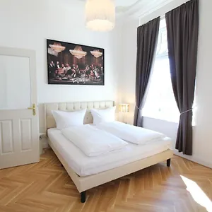 Apartment Zu Besuch Im Palast - Perfekte Lage, Dresden