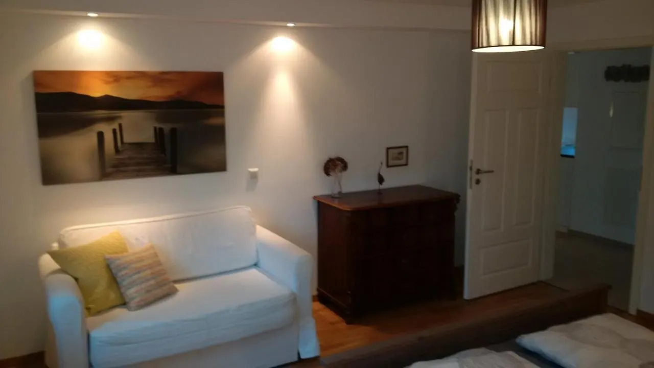 Stilvolle Ferienwohnung Am Grossen Garten Dresden