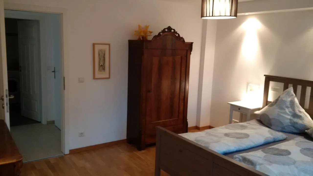Apartment Stilvolle Ferienwohnung Am Grossen Garten Dresden