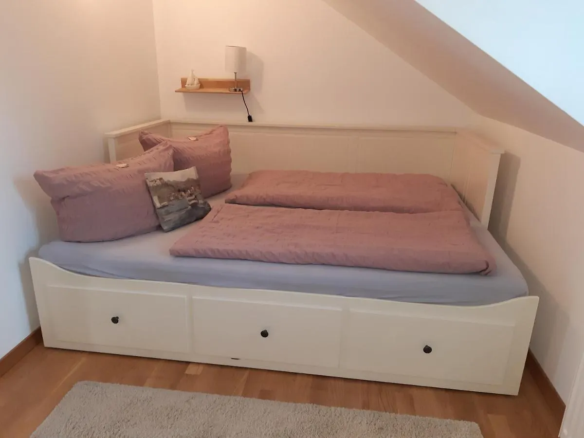 Stilvolle Ferienwohnung Am Grossen Garten Dresden