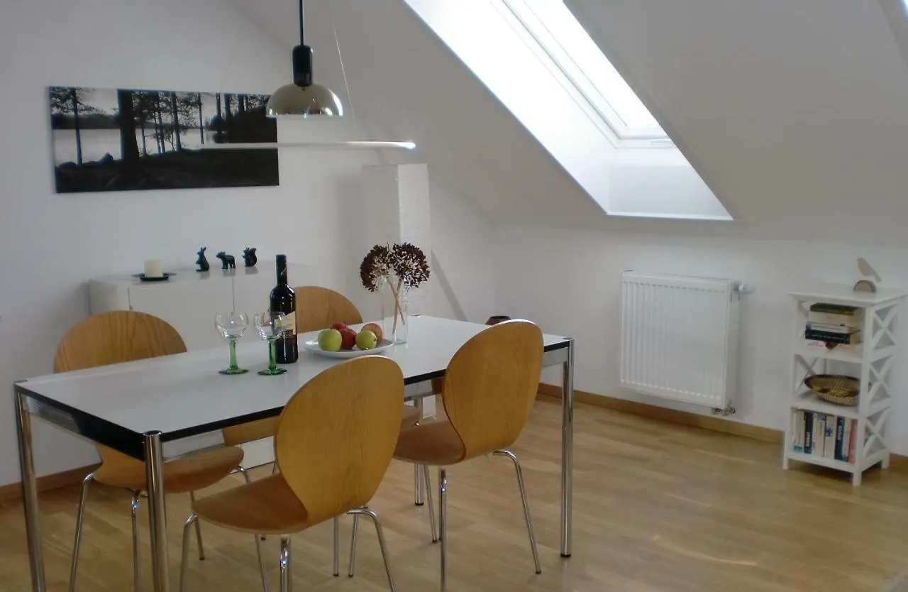 Apartment Stilvolle Ferienwohnung Am Grossen Garten Dresden