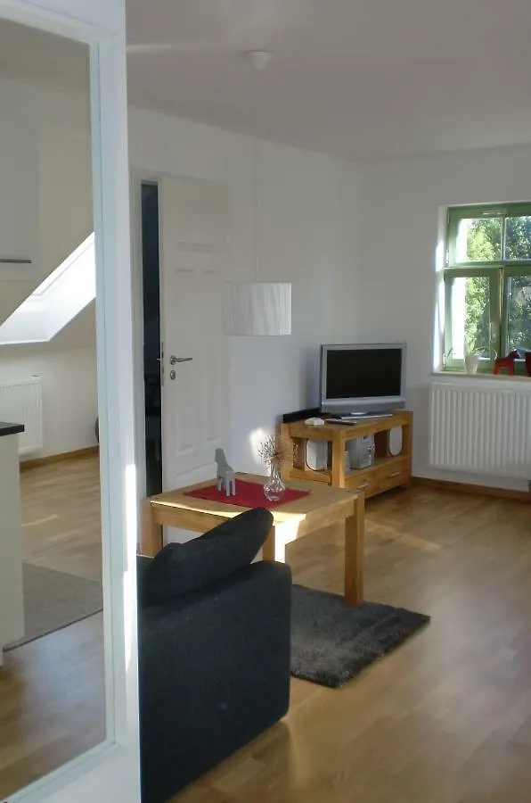 Stilvolle Ferienwohnung Am Grossen Garten Dresden Germany